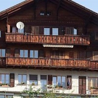 Отель Graf - obere Bahnhofstrasse 14 в городе Фрутиген, Швейцария