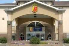 Отель Super 8 Brooks Medicine Hat в городе Медисин-Хат, Канада