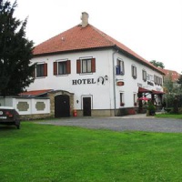 Отель Hotel Kovarna в городе Дечин, Чехия