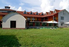 Отель Casa Zanelor Floresti в городе Нэдэшелу, Румыния
