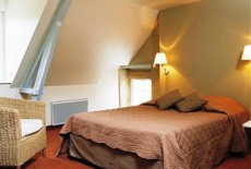 Отель Hotel De La Marine Arromanches-les-Bains в городе Арроманш-ле-Бен, Франция