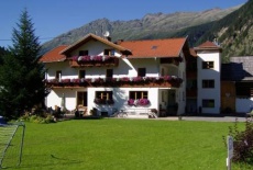 Отель Haus Renate Apartments Kaunertal в городе Каунерталь, Австрия