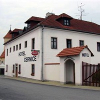 Отель Hotel Cernice в городе Mojne, Чехия
