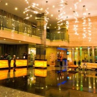 Отель FM7 Resort Hotel в городе Джакарта, Индонезия
