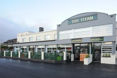 Отель The Titan в городе Клайдбэнк, Великобритания