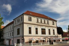 Отель Zamecky Hotel в городе Vranov nad Dyji, Чехия