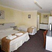 Отель Spanish Lace Motor Inn в городе Таунсвилл, Австралия