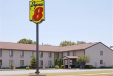 Отель Super 8 Motel Sun Prairie в городе Сан Прейри, США