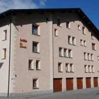 Отель Chesa La Furia в городе Понтрезина, Швейцария