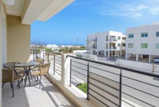Отель Apartment Emma Paralimni в городе Паралимни, Кипр
