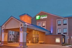 Отель Holiday Inn Express Bonner Springs в городе Боннер Спрингс, США