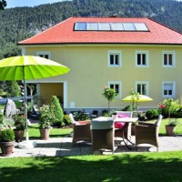 Отель Gartenpension Lindenbauer в городе Бад-Блайберг, Австрия