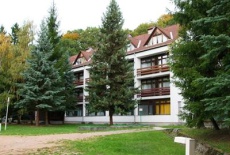 Отель Medves Hangulatszallo в городе Шальготарьян, Венгрия