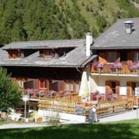 Отель Hotel La Pointe de Zinal в городе Аннифирз, Швейцария