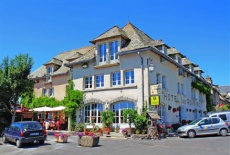 Отель Hotel des Remparts Salers в городе Сале, Франция