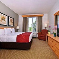Отель Comfort Suites Tukwila в городе Рентон, США