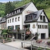 Отель Gastehaus Gutsschanke Sennerhof Oberwesel в городе Обервезель, Германия