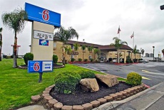 Отель Motel 6 Madera в городе Чоучилла, США