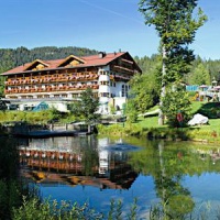 Отель Tiroler Zugspitze Aktiv & Familienresort в городе Эрвальд, Австрия