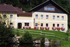 Отель Landgasthof Pernsteiner в городе Юльбах, Австрия
