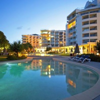 Отель Ramada Hotel and Conference Centre Marcoola Beach в городе Маркоола, Австралия