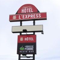 Отель Hotel L'Express в городе Лонгёй, Канада