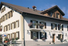 Отель Hotel du Cheval Blanc Nods в городе Нодс, Швейцария