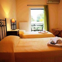 Отель Long View Vacation Apartments & Rooms в городе Порто Хели, Греция