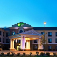 Отель Holiday Inn Express Hotel & Suites Morris в городе Моррис, США
