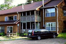 Отель Gryffin Lodge в городе Хантсвилл, Канада