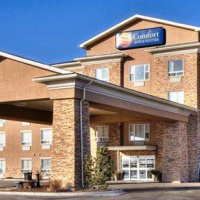 Отель Comfort Inn & Suites Airdrie в городе Эйрдри, Канада