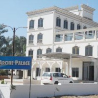 Отель SidArchie Palace в городе Сапутара, Индия