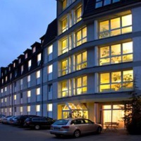 Отель Hotel Hoppegarten Berlin в городе Шёнайхе, Германия