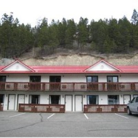 Отель Alpen Motel в городе Радиум Хот Спрингс, Канада