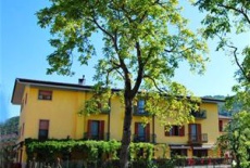 Отель Hotel Montebaldina в городе Сан-Цено-ди-Монтанья, Италия