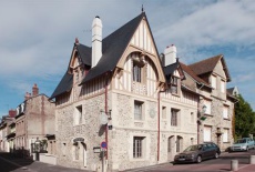 Отель Le Cottage в городе Виллервиль, Франция