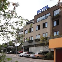 Отель Nodinger Hof Hotel Leinfelden-Echterdingen в городе Лайнфельден-Эхтердинген, Германия