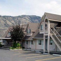 Отель Econo Lodge Inn & Suites Kamloops в городе Камлупс, Канада