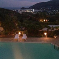 Отель Kymothoi Rooms & Pool Bar в городе Гаврион, Греция