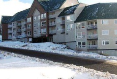 Отель Deer Lodge Accommodations at Paradise Ridge в городе Блэк Крик, Канада