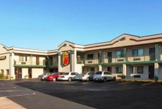Отель Super 8 Motel Rosemont / O'Hare в городе Шиллер Парк, США