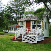 Отель Bay Leaf Cottages & Bistro в городе Линкольнвилл, США