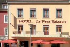 Отель Le Petit Relais Hotel в городе Пон-де-Руад, Франция