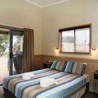 Отель Halifax Holiday Park Accommodation Port Stephens в городе Нелсон Бэй, Австралия