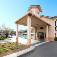 Отель Quality Inn and Suites Woodland в городе Вудленд, США