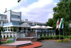 Отель Hotel am Kaiserbrunnen в городе Бракель, Германия