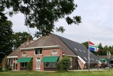 Отель Boertel 'De Maarsdijk' Niekerk в городе Enumatil, Нидерланды