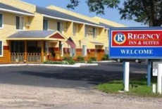Отель Regency Inn & Suites Faribault в городе Фэрибо, США