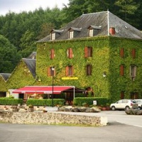 Отель Hotel Restaurant La Brasserie в городе Треиньяк, Франция