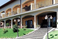 Отель Tolfa Hotel в городе Тольфа, Италия